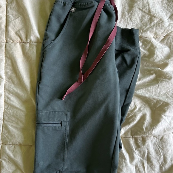 Entire Figs Scrubs Collection for sale! - Picture 13 of 16